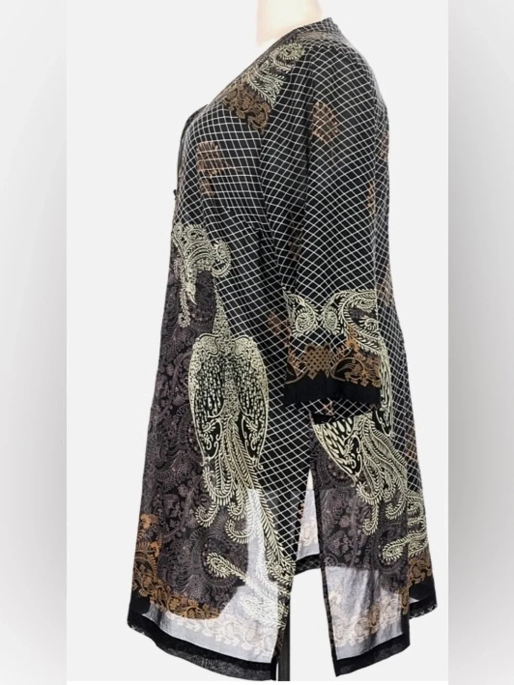 Citron~Santa Monica Beaded Peacock 
Silk Kimono Duster 
Semi-Sheer
Size 1X
NWOT - Picture 14 of 14